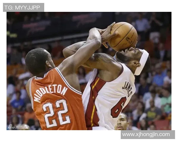 热火与雄鹿首场对决精彩回放全程解读与赛后分析